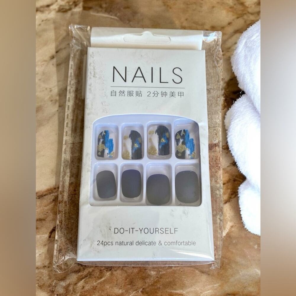 Press On  Nails 24pc Set $6 ea or 2 for $9 or 4 for $15 Mix and Match NEW